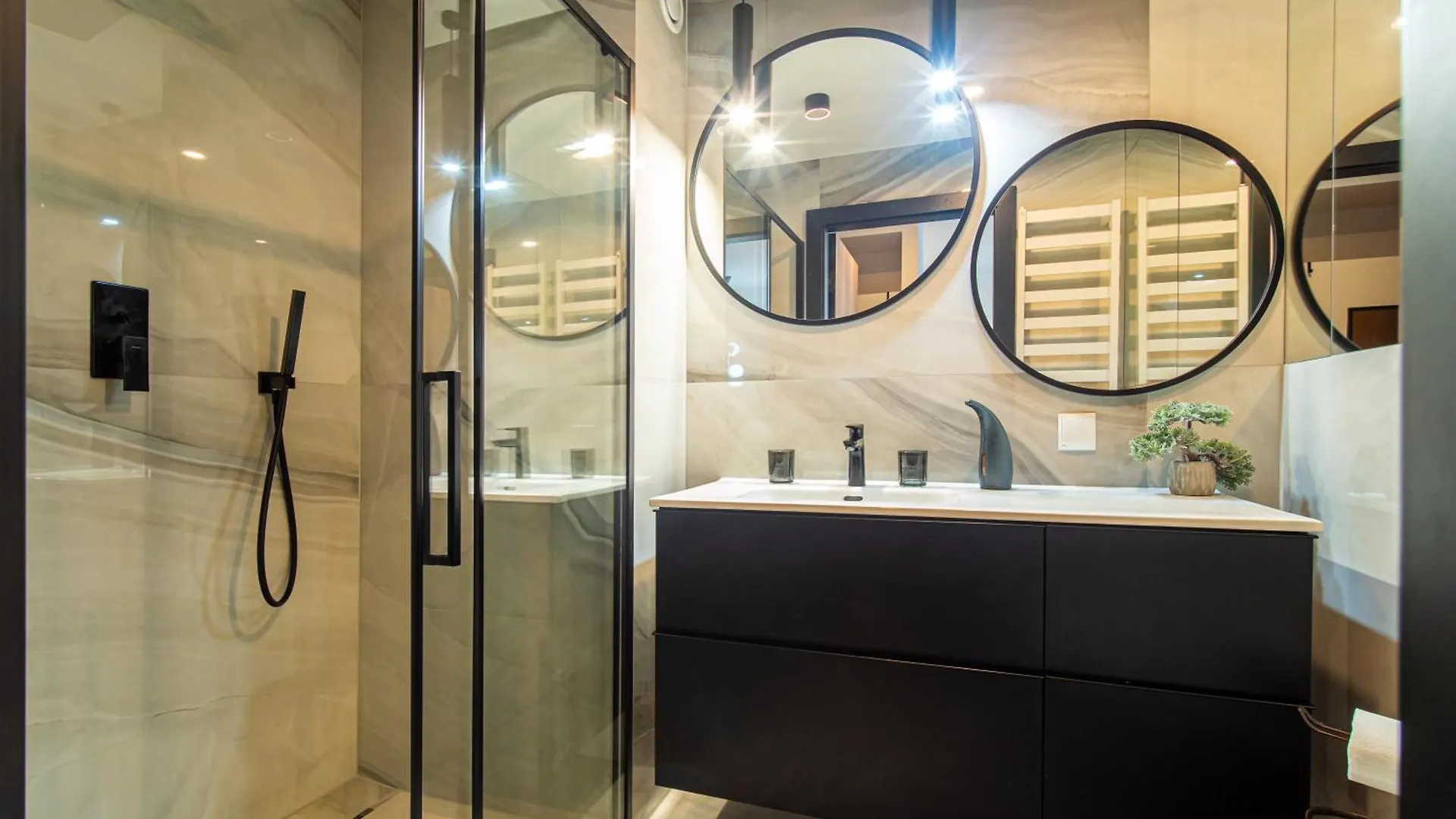 Westin House Resort - Apartamenty Lighthouse, Basen, Sauna, Jacuzzi W Cenie Kolobrzeg Apartment