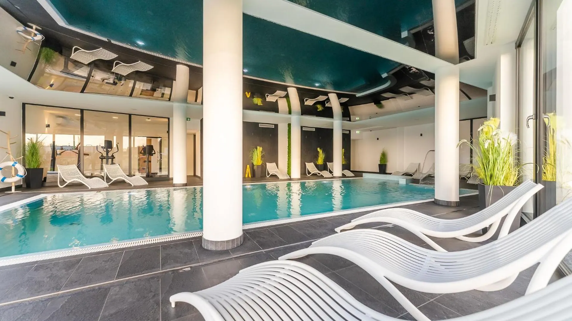 Westin House Resort - Apartamenty Lighthouse, Basen, Sauna, Jacuzzi W Cenie Kolobrzeg 0*,  Poland